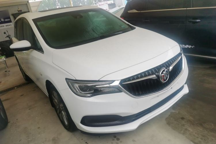 Used Buick GL6 2019 18T 6-Seater Connected Luxury Version China VI Standard Front Right 45 Deg