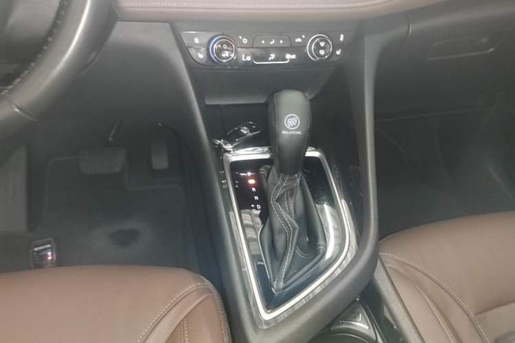 Used Buick GL6 2019 18T 5-Seater Connected Luxury Version China V Standard Gear Lever
