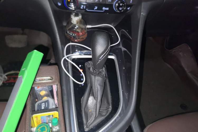Used Buick GL6 2019 18T 6-Seater Connected Luxury Version China V Standard Gear Lever