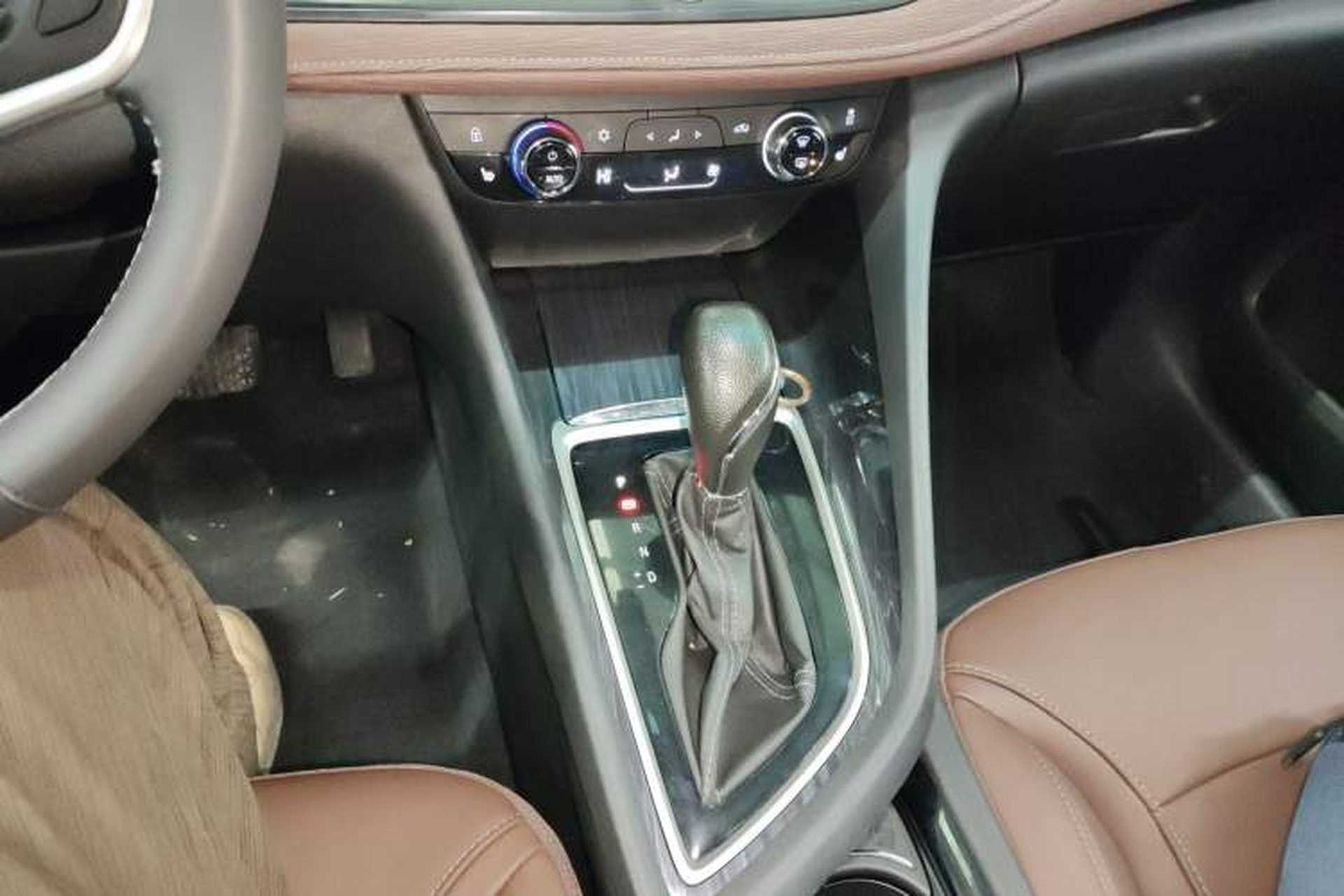 Used Buick GL6 2019 18T 6-Seater Connected Luxury Version China VI Standard Gear Lever