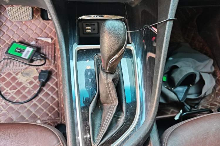 Used Buick GL6 2019 18T 6-Seater Connected Luxury Version China V Standard Gear Lever