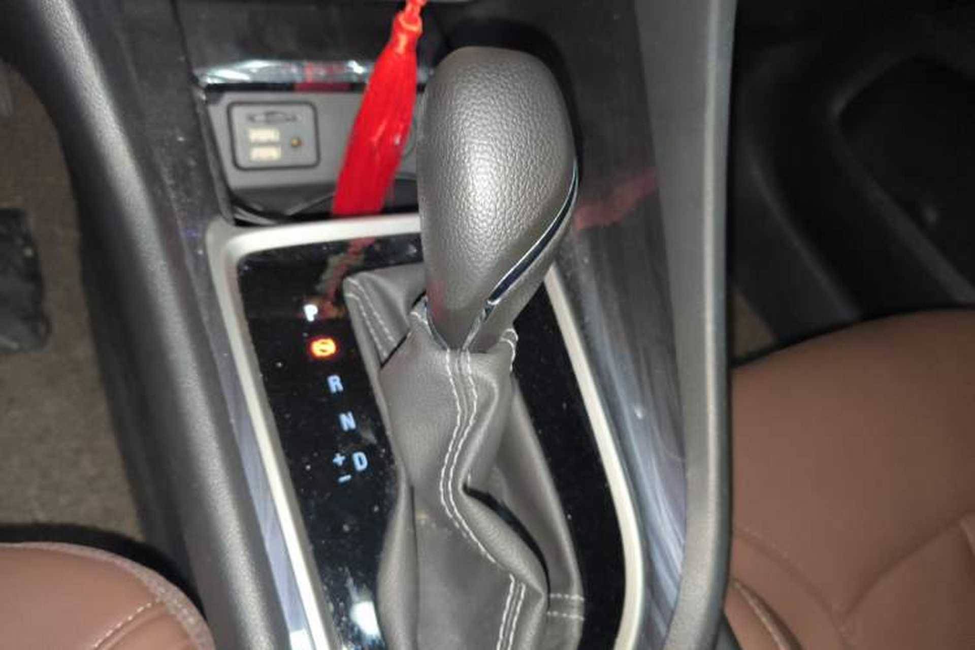Used Buick GL6 2019 18T 6-Seater Connected Luxury Version China VI Standard Gear Lever