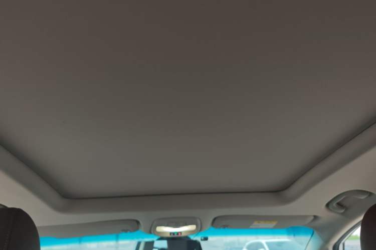 Used Buick GL6 2019 18T 6-Seater Connected Luxury Version China VI Standard Headliner