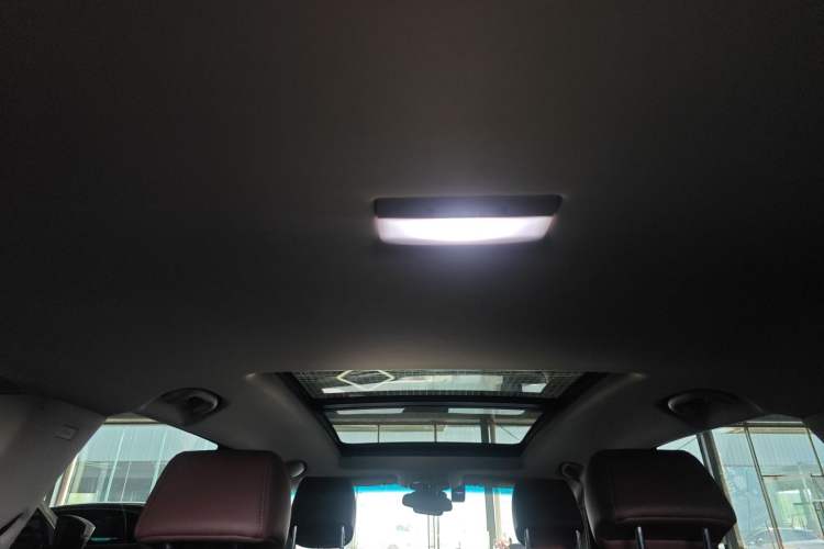 Used Buick GL6 2019 18T 6-Seater Connected Luxury Version China VI Standard Headliner