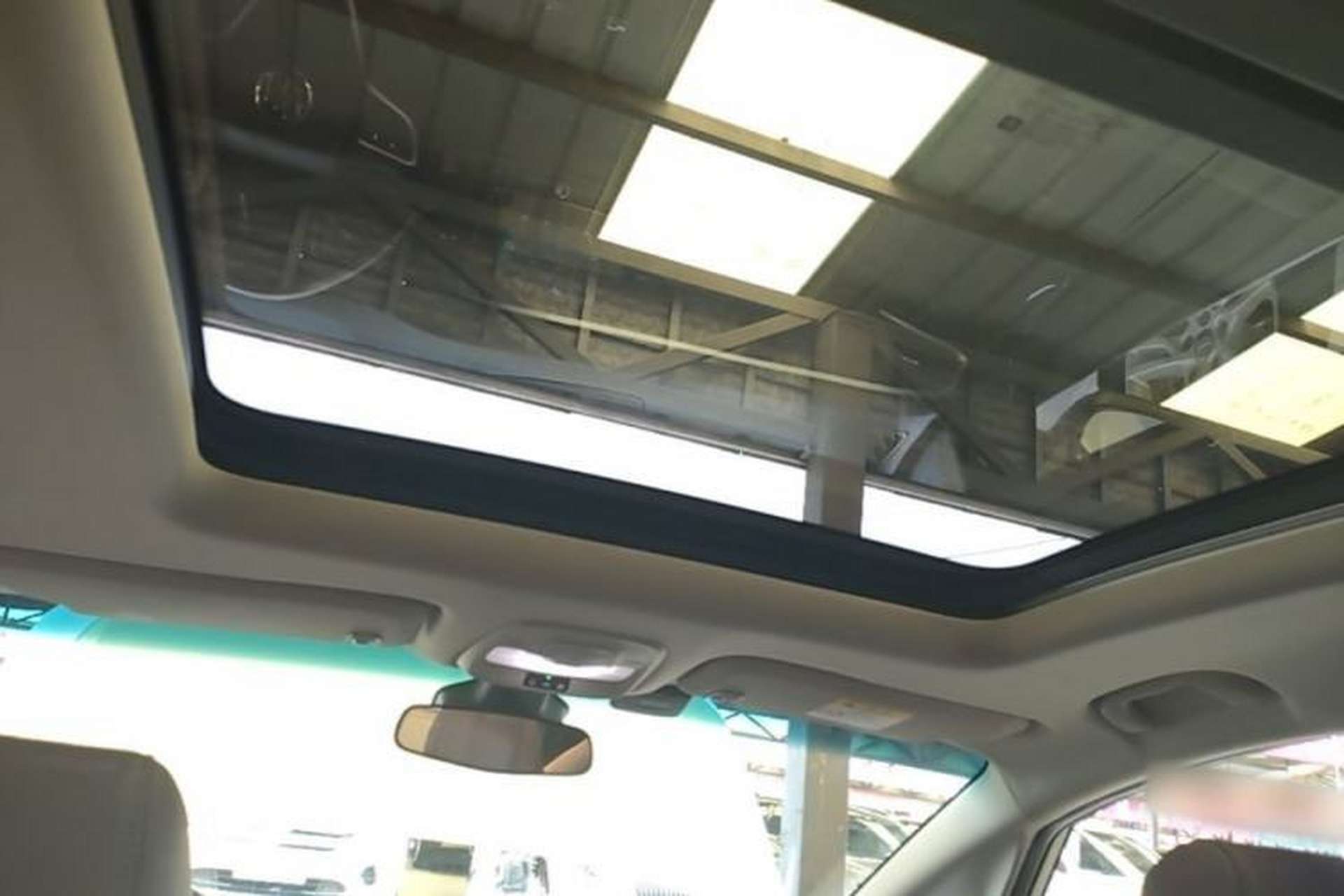 Used Buick GL6 2019 18T 6-Seater Connected Luxury Version China VI Standard Headliner