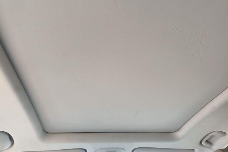 Used Buick GL6 2019 18T 6-Seater Elite Version China VI Standard Headliner
