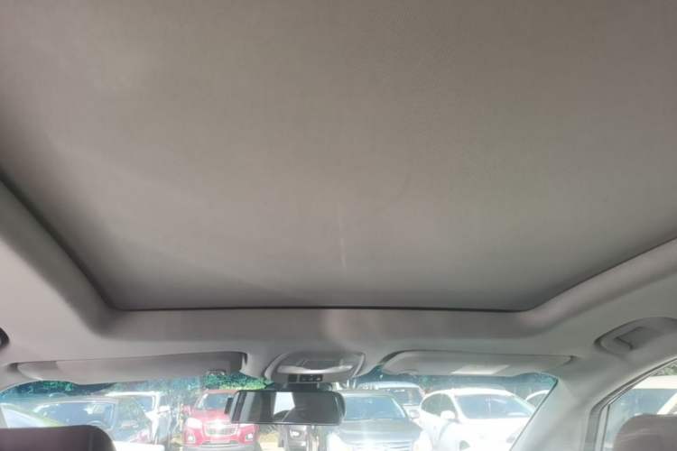 Used Buick GL6 2019 18T 6-Seater Connected Luxury Version China VI Standard Headliner