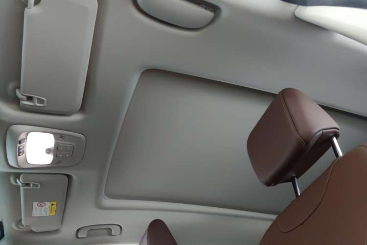 Used Buick GL6 2019 18T 6-Seater Connected Luxury Version China V Standard Headliner