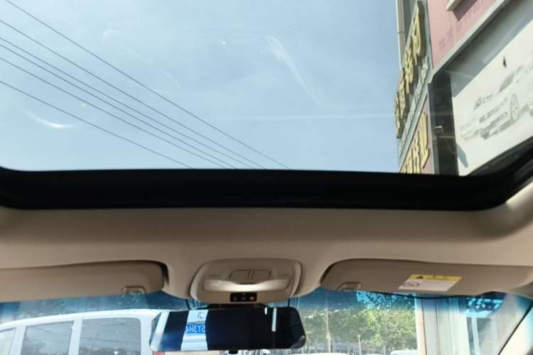 Used Buick GL6 2019 18T 6-Seater Connected Luxury Version China VI Standard Headliner