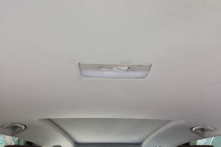 Used Buick GL6 2019 18T 6-Seater Connected Luxury Version China VI Standard Headliner