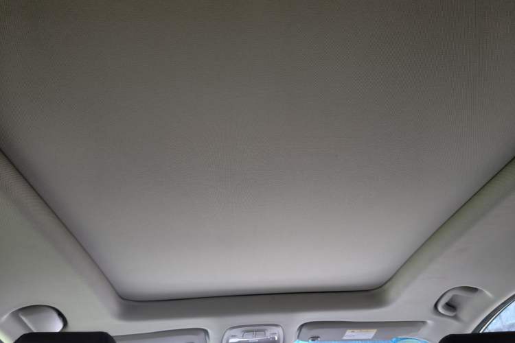 Used Buick GL6 2019 18T 6-Seater Connected Luxury Version China VI Standard Headliner