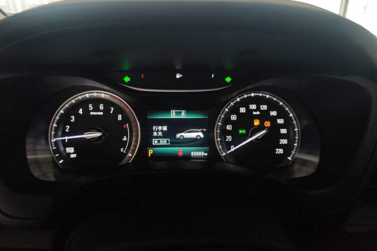 Used Buick GL6 2019 18T 6-Seater Connected Luxury Version China VI Standard Instrument Cluster