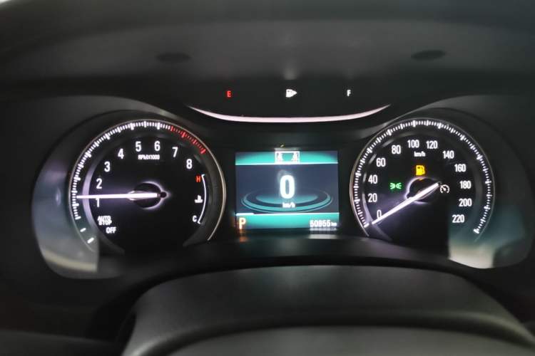 Used Buick GL6 2019 18T 6-Seater Connected Luxury Version China VI Standard Instrument Cluster