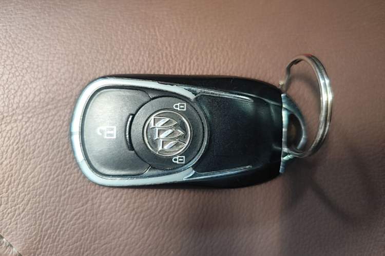 Used Buick GL6 2019 18T 6-Seater Connected Luxury Version China VI Standard Interior 1
