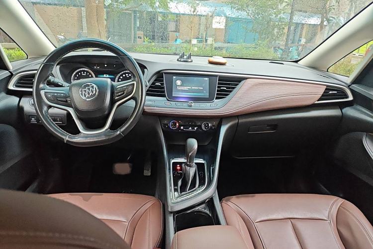 Used Buick GL6 2019 18T 6-Seater Connected Luxury Version China VI Standard Interior 2