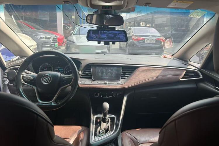 Used Buick GL6 2019 18T 6-Seater Connected Luxury Version China V Standard Interior 3
