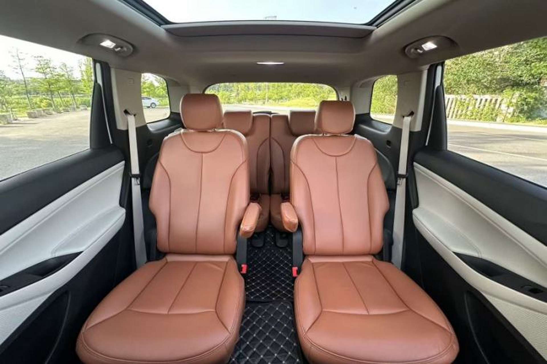 Used Buick GL6 2019 18T 6-Seater Elite Version China VI Standard Interior 4