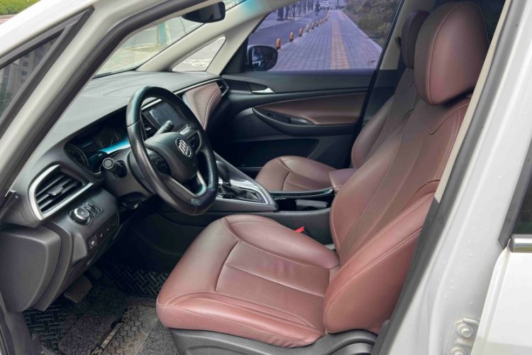 Used Buick GL6 2019 18T 6-Seater Connected Luxury Version China VI Standard Interior 5