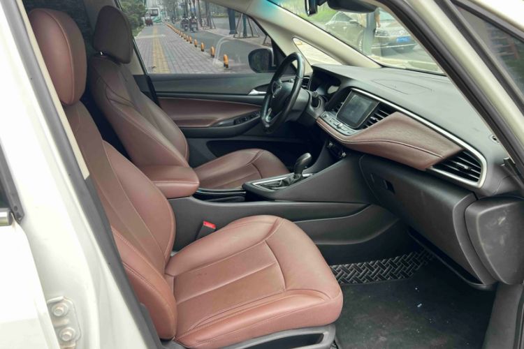 Used Buick GL6 2019 18T 6-Seater Connected Luxury Version China VI Standard Interior 8