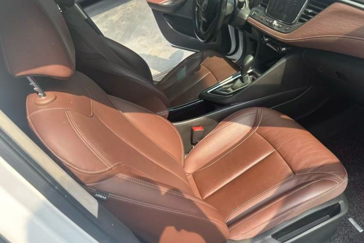 Used Buick GL6 2019 18T 6-Seater Connected Luxury Version China V Standard Interior 9