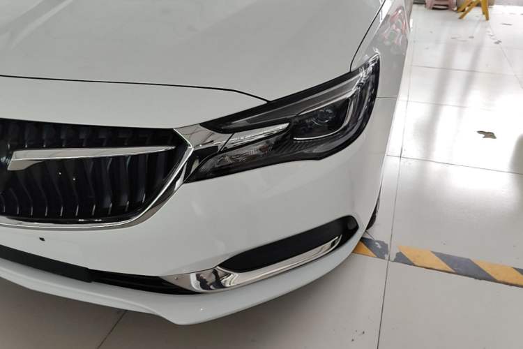 Used Buick GL6 2019 18T 6-Seater Connected Luxury Version China VI Standard Left Front Headlight