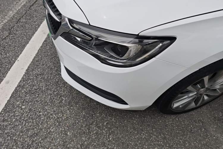 Used Buick GL6 2019 18T 6-Seater Connected Luxury Version China VI Standard Left Front Headlight
