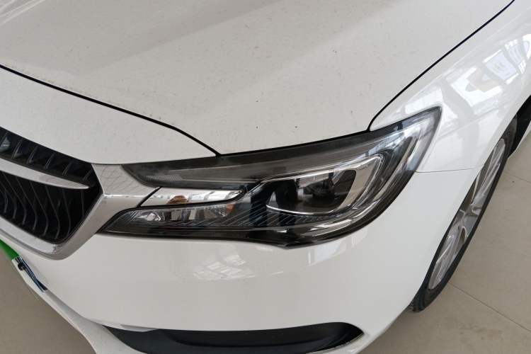 Used Buick GL6 2019 18T 6-Seater Connected Luxury Version China VI Standard Left Front Headlight