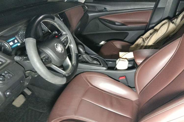 Used Buick GL6 2019 18T 6-Seater Connected Luxury Version China VI Standard Left Front Seat