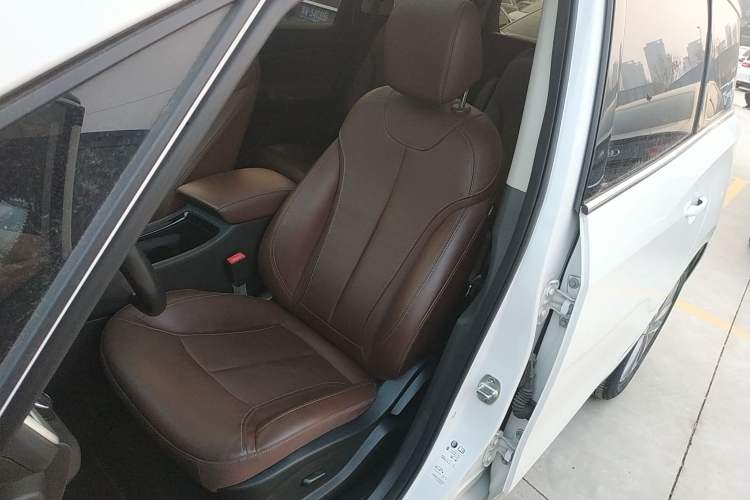 Used Buick GL6 2019 18T 6-Seater Connected Luxury Version China V Standard Left Front Seat