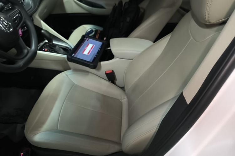 Used Buick GL6 2019 18T 6-Seater Elite Version China VI Standard Left Front Seat