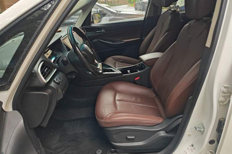 Used Buick GL6 2019 18T 6-Seater Connected Luxury Version China VI Standard Left Front Seat