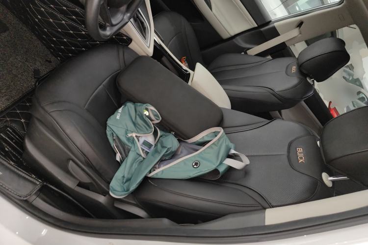 Used Buick GL6 2019 18T 6-Seater Elite Version China V Standard Left Front Seat