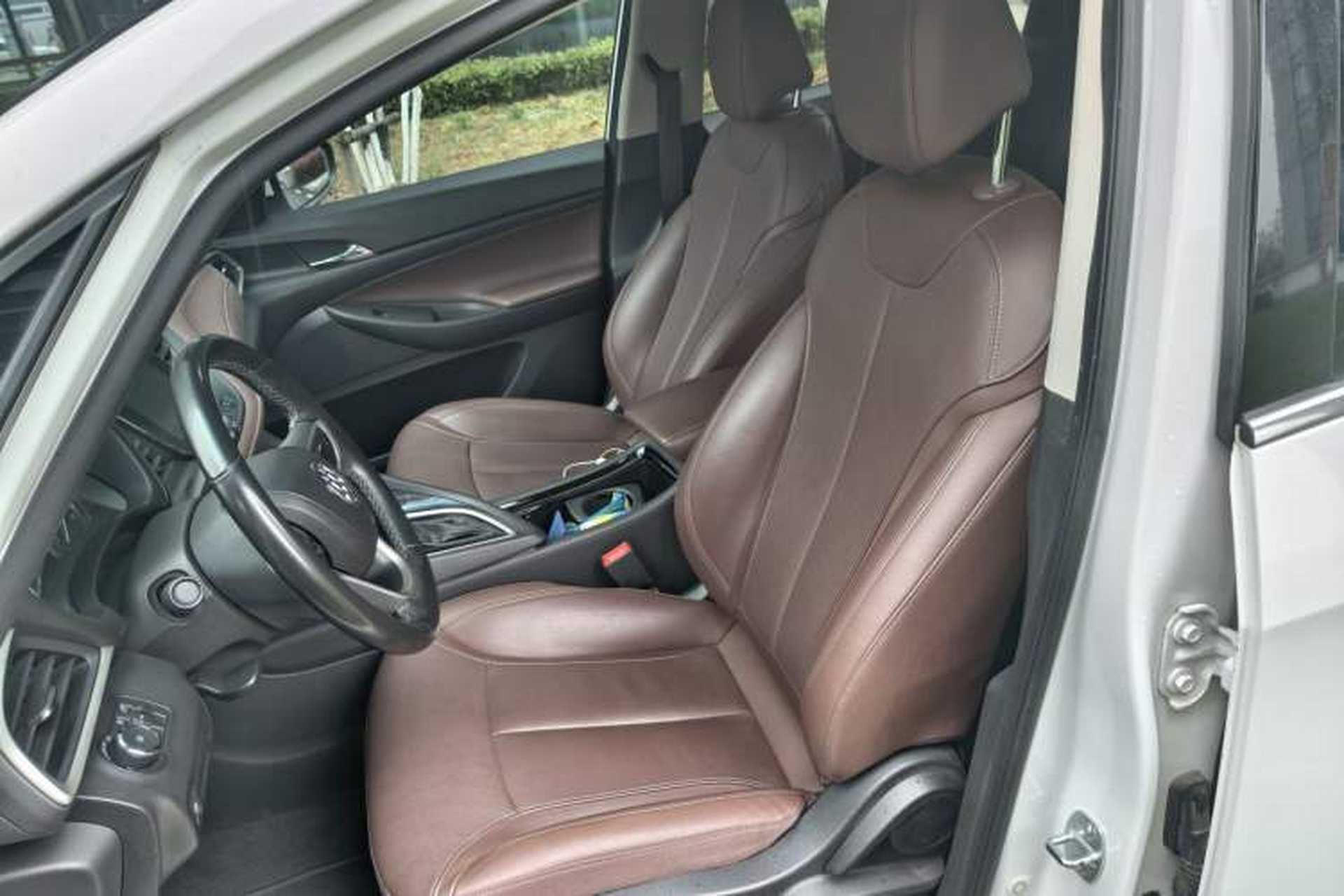 Used Buick GL6 2019 18T 6-Seater Connected Luxury Version China VI Standard Left Front Seat
