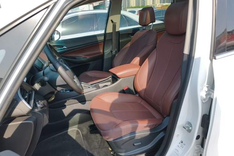 Used Buick GL6 2019 18T 6-Seater Connected Luxury Version China VI Standard Left Front Seat