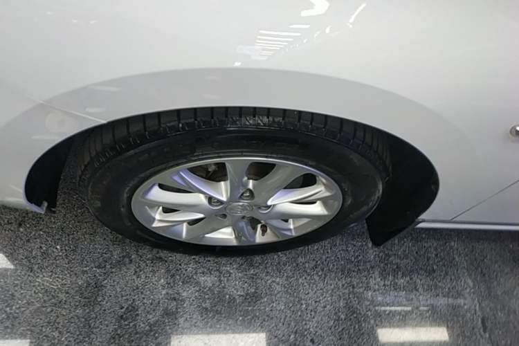 Used Buick GL6 2019 18T 6-Seater Elite Version China VI Standard Left Front Wheel Hub
