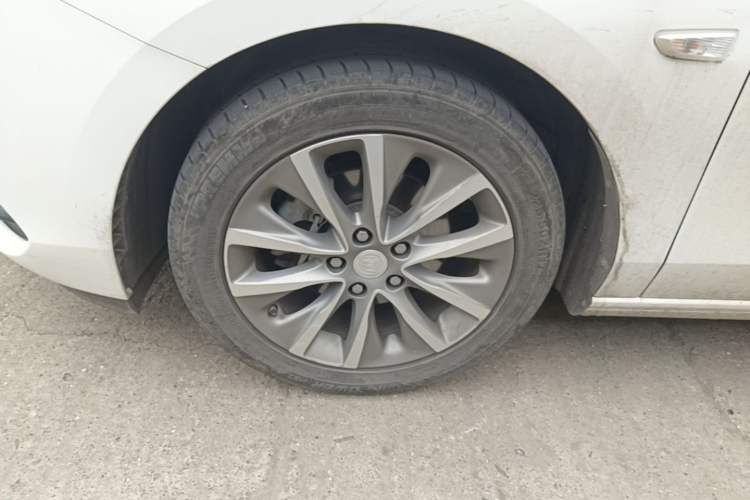 Used Buick GL6 2019 18T 6-Seater Connected Luxury Version China V Standard Left Front Wheel Hub