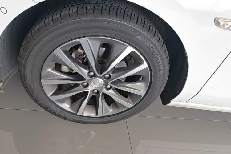 Used Buick GL6 2019 18T 6-Seater Connected Luxury Version China VI Standard Left Front Wheel Hub