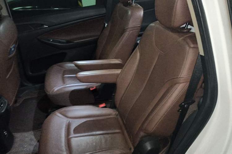 Used Buick GL6 2019 18T 6-Seater Connected Luxury Version China VI Standard Left Rear Seat