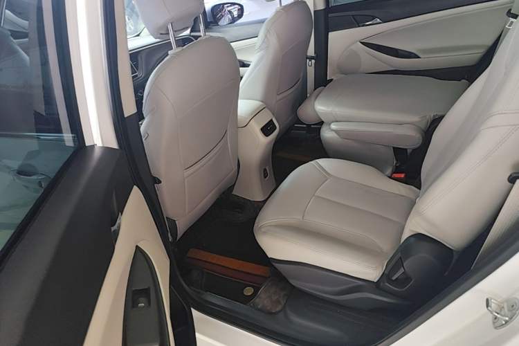 Used Buick GL6 2019 18T 6-Seater Elite Version China VI Standard Left Rear Seat