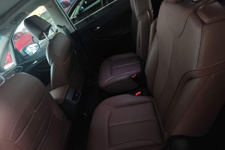 Used Buick GL6 2019 18T 6-Seater Connected Luxury Version China VI Standard Left Rear Seat