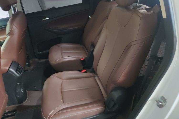 Used Buick GL6 2019 18T 6-Seater Connected Luxury Version China VI Standard Left Rear Seat
