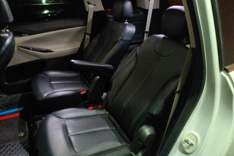 Used Buick GL6 2019 18T 6-Seater Elite Version China VI Standard Left Rear Seat