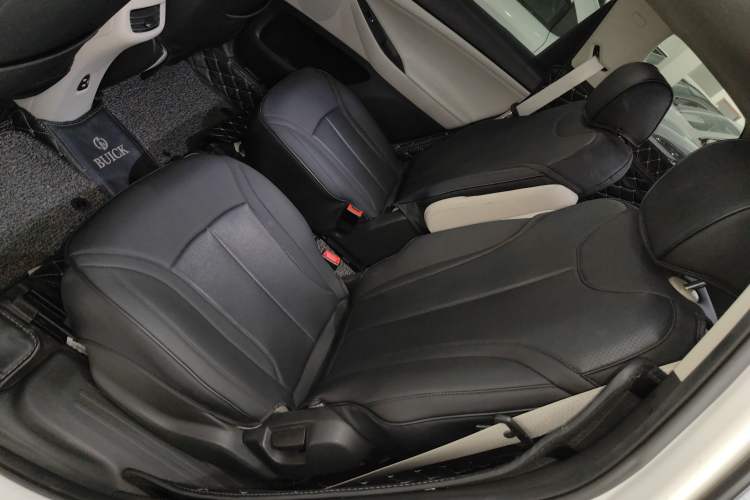 Used Buick GL6 2019 18T 6-Seater Elite Version China V Standard Left Rear Seat