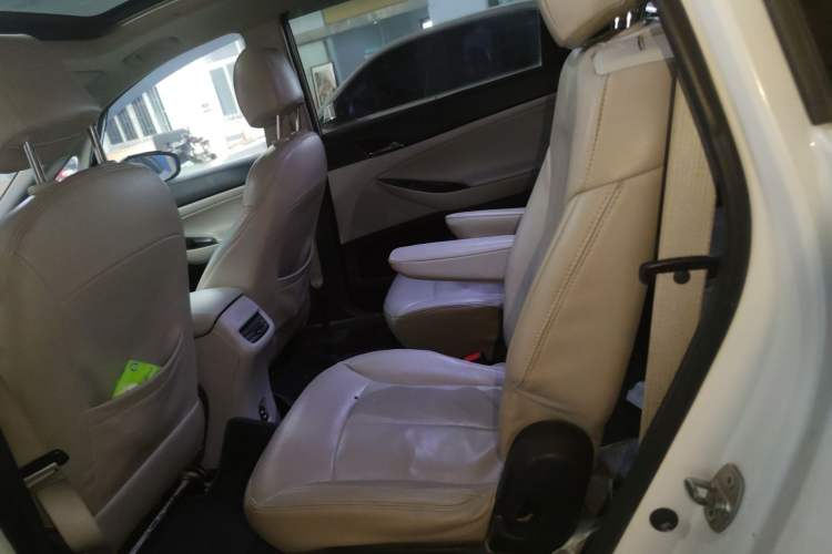 Used Buick GL6 2019 18T 6-Seater Elite Version China V Standard Left Rear Seat