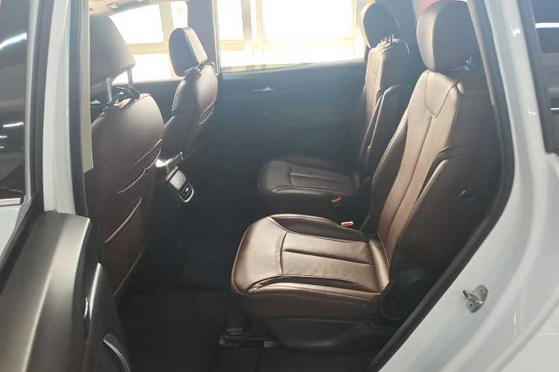 Used Buick GL6 2019 18T 6-Seater Connected Luxury Version China VI Standard Left Rear Seat
