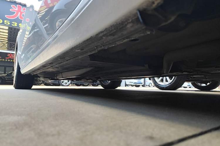 Used Buick GL6 2019 18T 6-Seater Connected Luxury Version China VI Standard Left Side Sill