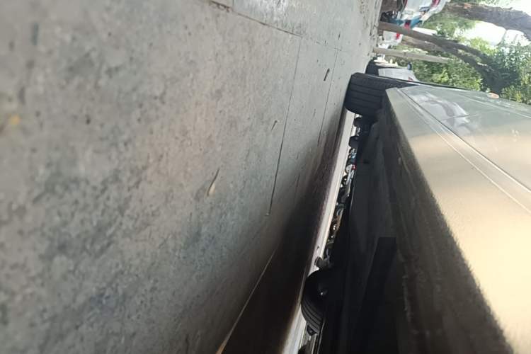 Used Buick GL6 2019 18T 6-Seater Connected Luxury Version China VI Standard Left Side Sill