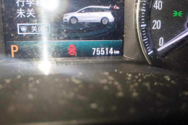 Used Buick GL6 2019 18T 6-Seater Elite Version China V Standard Odometer Close Up