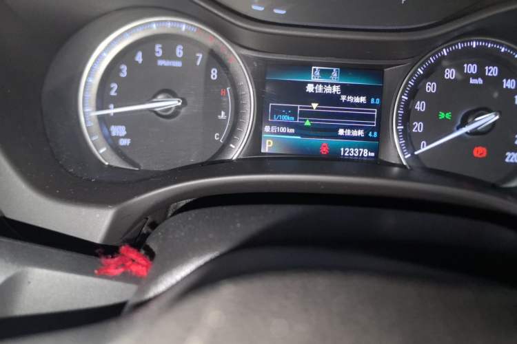 Used Buick GL6 2019 18T 6-Seater Connected Luxury Version China V Standard Odometer Close Up
