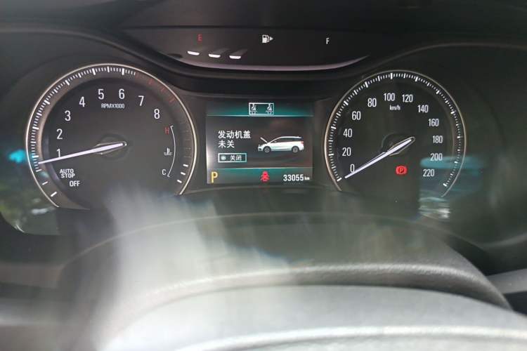 Used Buick GL6 2019 18T 6-Seater Connected Luxury Version China V Standard Odometer Close Up